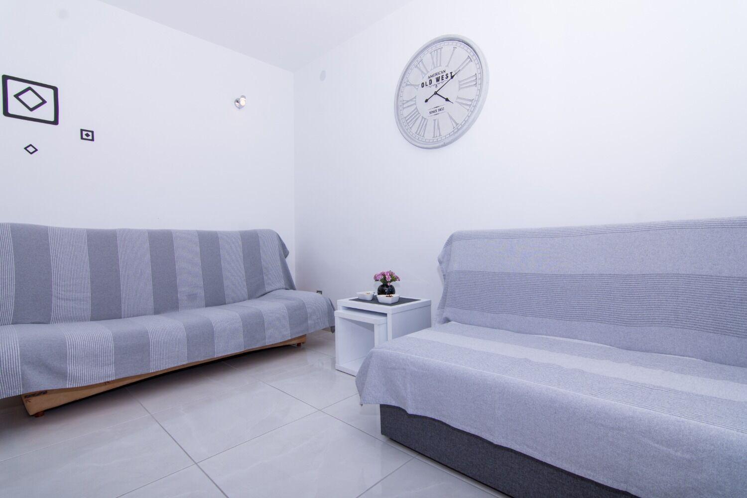 Apartments Ivica - Garden Terrace Slatine Exterior photo